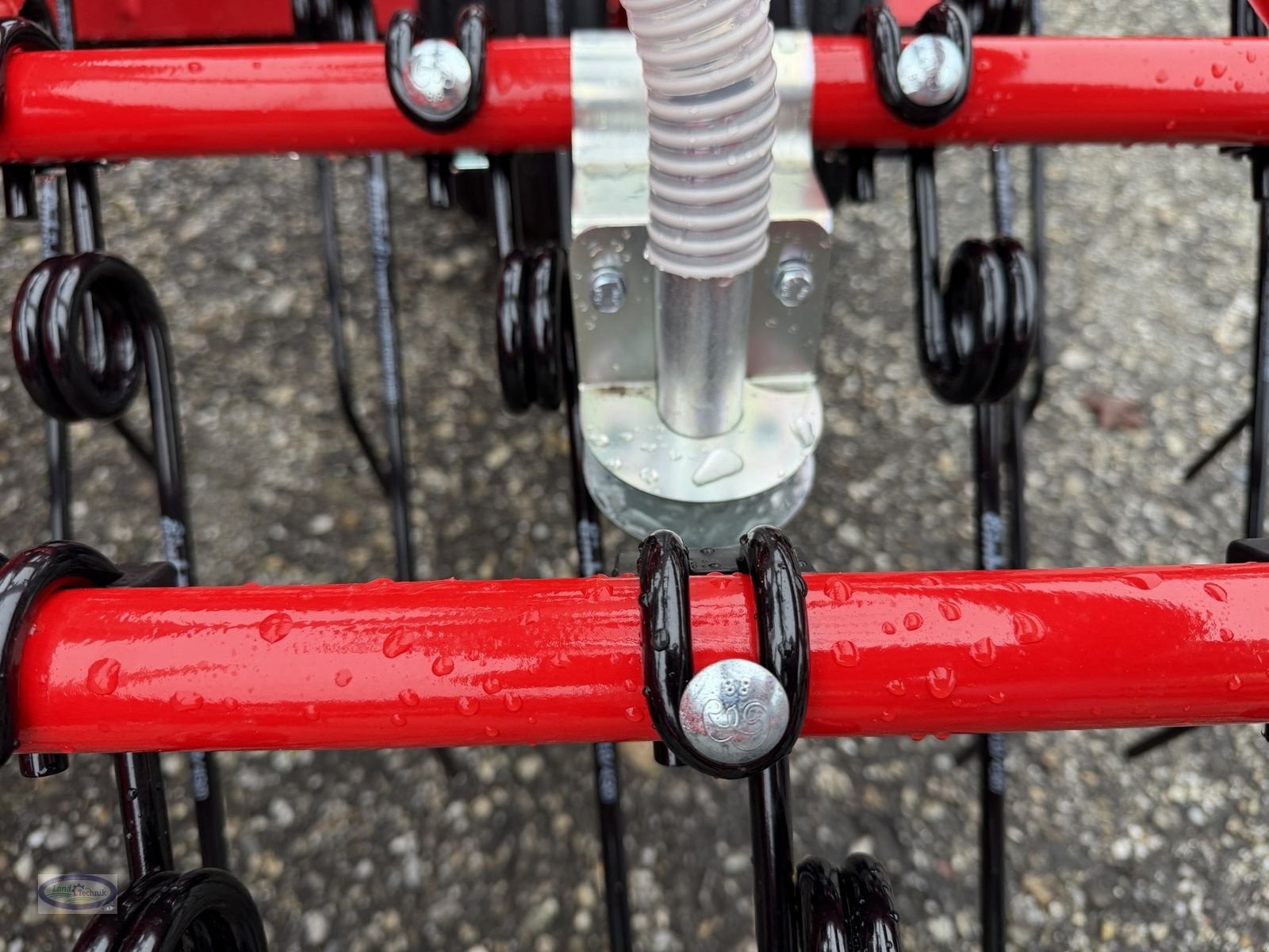 Striegel mit Nachsaateinrichtung des Typs Einböck Pneumatikstar Pro 600 STI, Neumaschine in Münzkirchen (Bild 16)