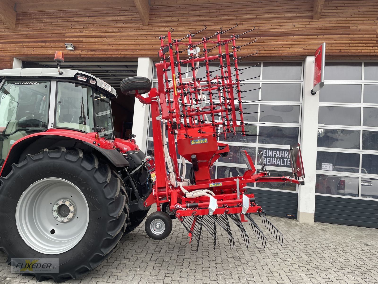 Striegel mit Nachsaateinrichtung Türe ait Einböck Pneumatikstar STI 600 SR, Neumaschine içinde Pattigham (resim 4)