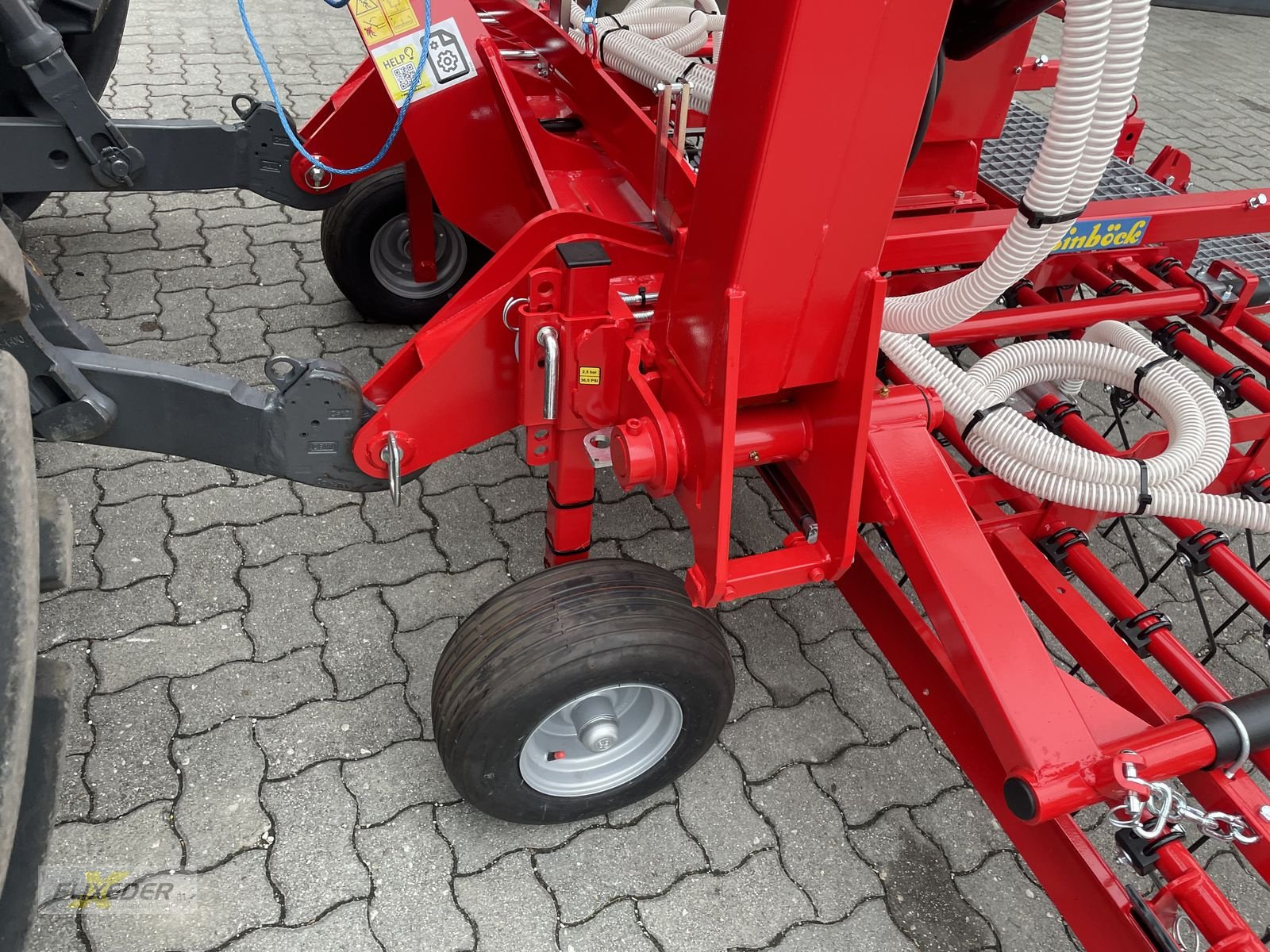 Striegel mit Nachsaateinrichtung Türe ait Einböck Pneumatikstar STI 600 SR, Neumaschine içinde Pattigham (resim 7)