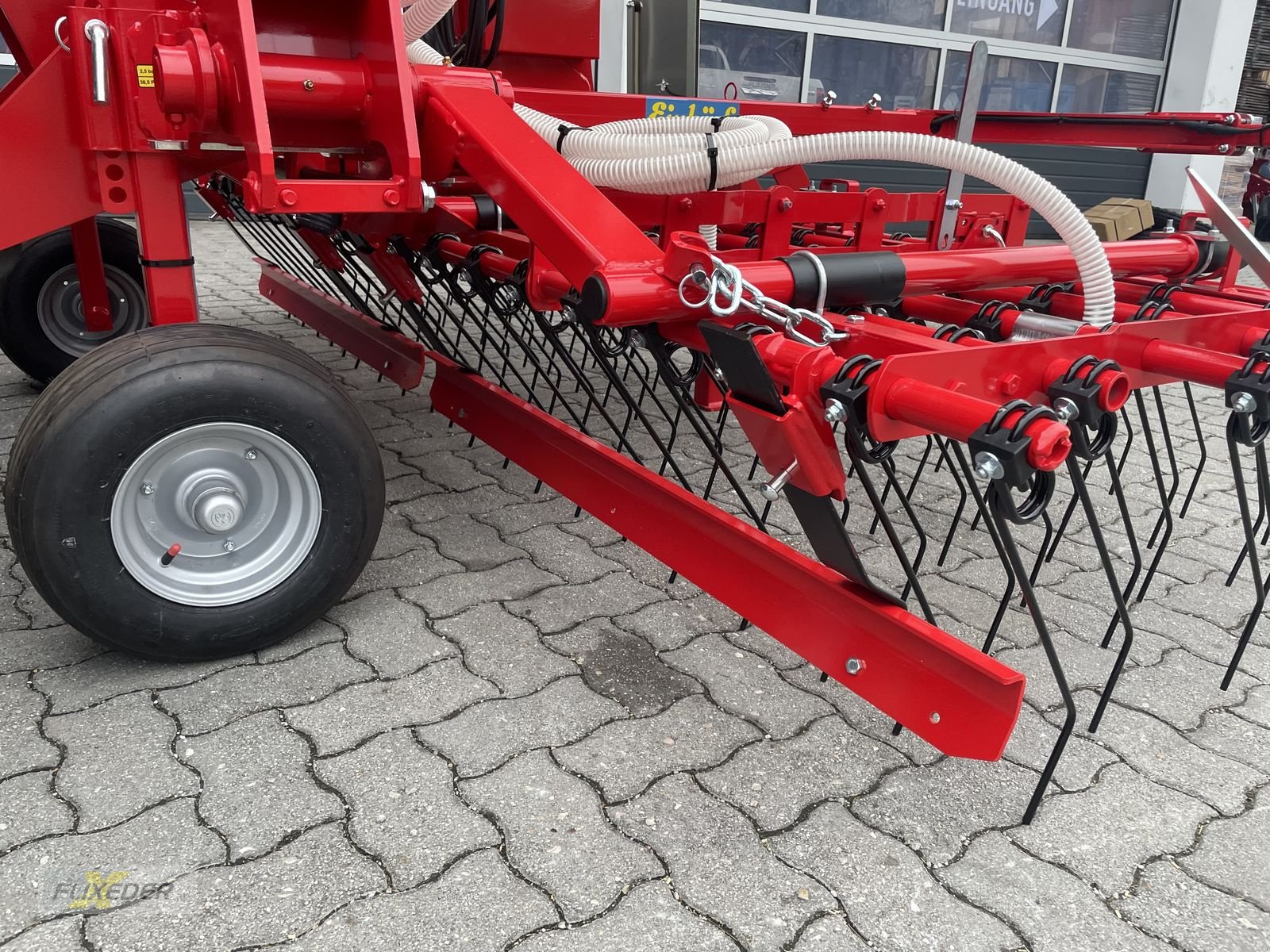 Striegel mit Nachsaateinrichtung Türe ait Einböck Pneumatikstar STI 600 SR, Neumaschine içinde Pattigham (resim 10)