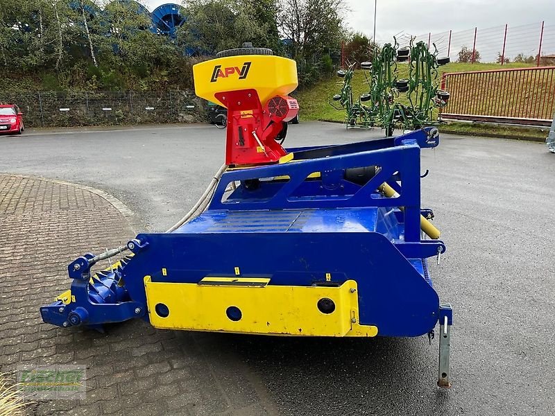 Striegel mit Nachsaateinrichtung Türe ait Fehrenbach  Rapido Profi, Gebrauchtmaschine içinde Kroppach (resim 7)