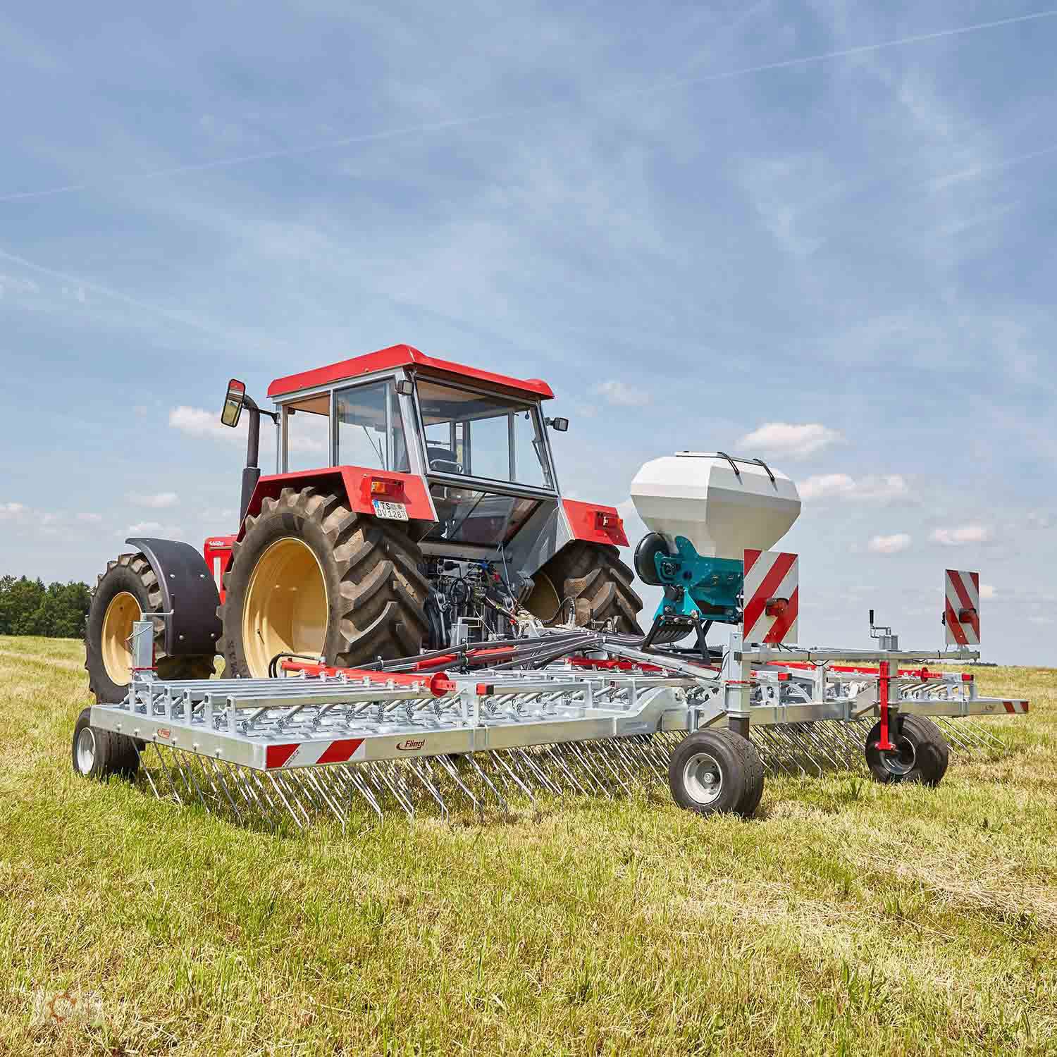 Striegel mit Nachsaateinrichtung del tipo Fliegl Striegel STR 610 Grünlandstriegel Wiesenstriegel, Neumaschine In Tiefenbach (Immagine 7)