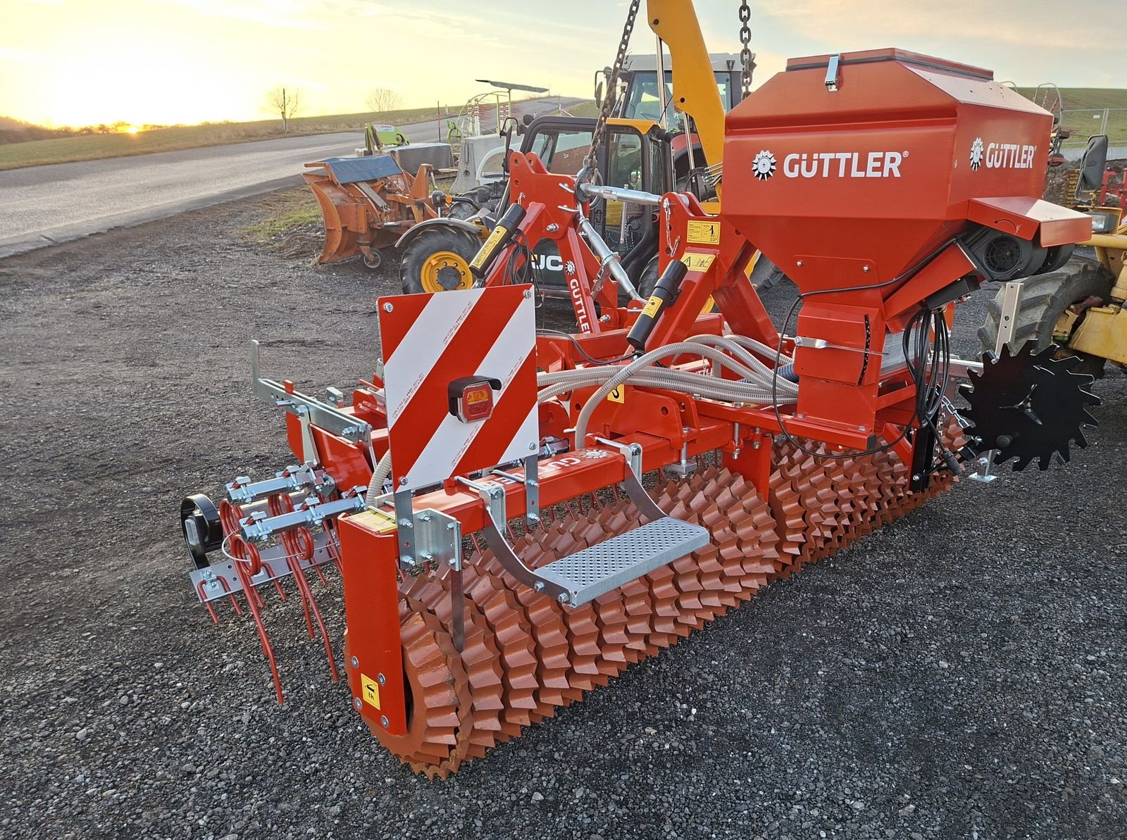 Striegel mit Nachsaateinrichtung a típus Güttler Green Master 300, Gebrauchtmaschine ekkor: Hollenthon (Kép 2)