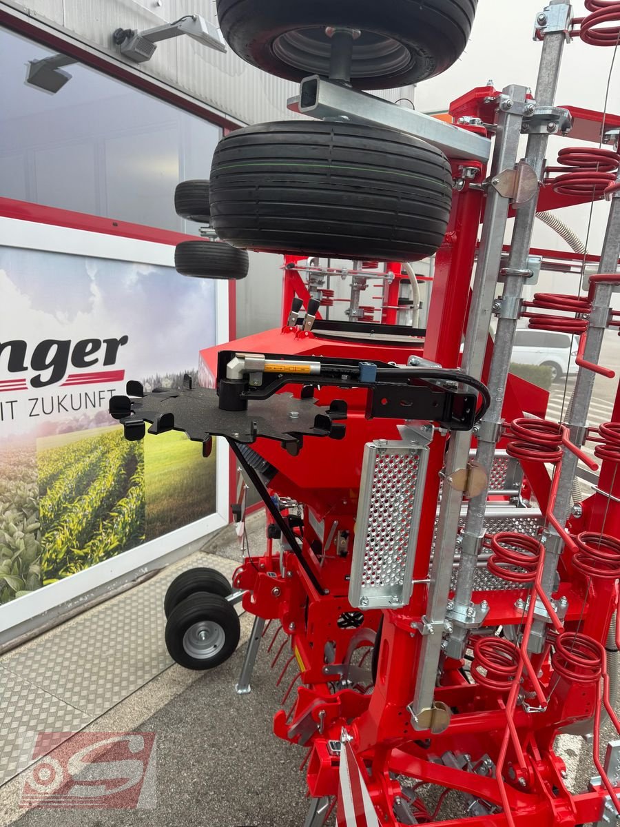 Striegel mit Nachsaateinrichtung от тип Güttler Greenmaster 600, Neumaschine в Offenhausen (Снимка 4)