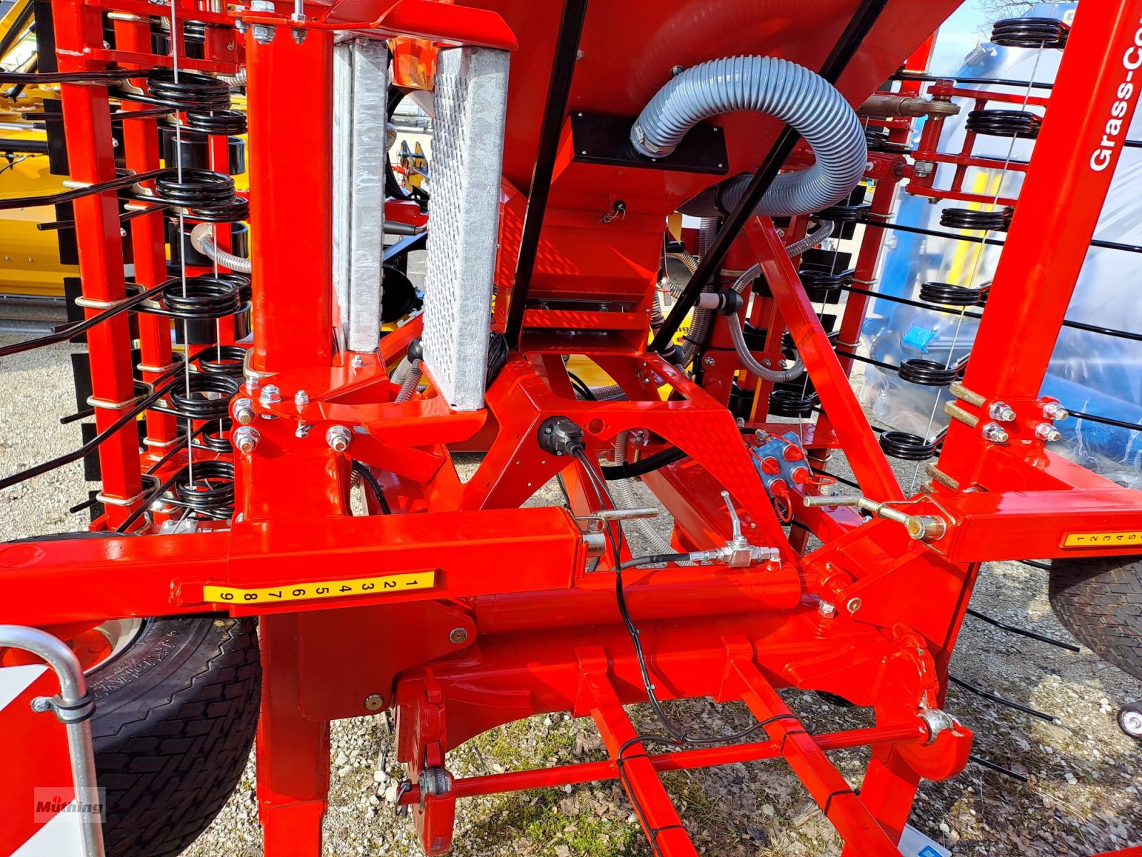 Striegel mit Nachsaateinrichtung tipa HE-VA Grass-Combi, Neumaschine u Neumarkt (Slika 4)