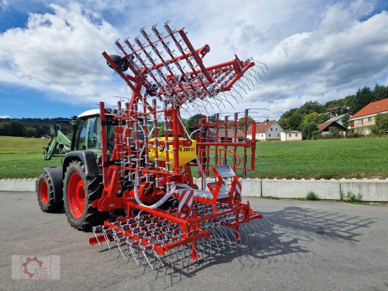 Striegel mit Nachsaateinrichtung tip Jar-Met 9m Wiesenstriegel Striegel APV Pneumatisches Nachsaatgerät, Neumaschine in Tiefenbach (Poză 1)