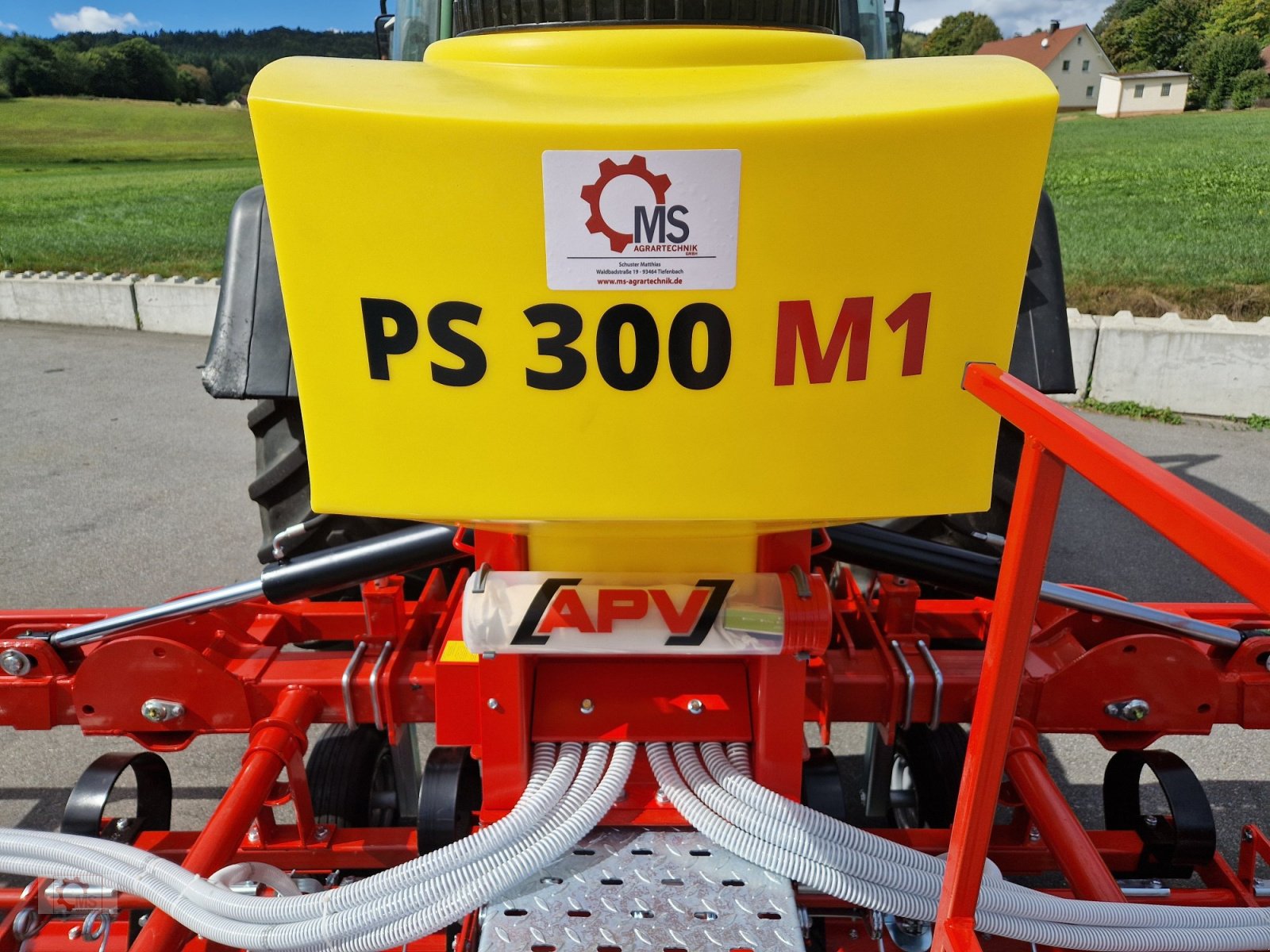 Striegel mit Nachsaateinrichtung tip Jar-Met 9m Wiesenstriegel Striegel APV Pneumatisches Nachsaatgerät, Neumaschine in Tiefenbach (Poză 12)