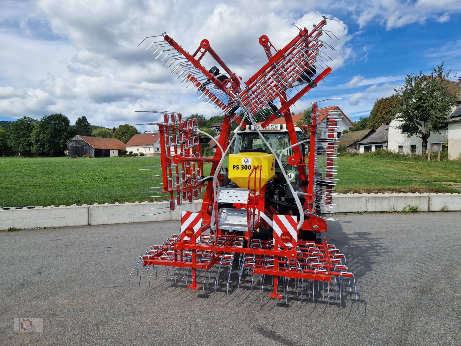 Striegel mit Nachsaateinrichtung tip Jar-Met 9m Wiesenstriegel Striegel APV Pneumatisches Nachsaatgerät, Neumaschine in Tiefenbach (Poză 21)