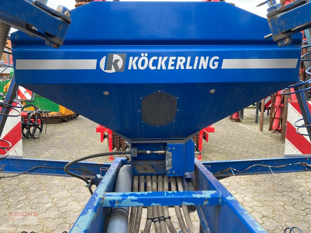 Striegel mit Nachsaateinrichtung Türe ait Köckerling GrasMaster 600, Gebrauchtmaschine içinde Bockel - Gyhum (resim 4)
