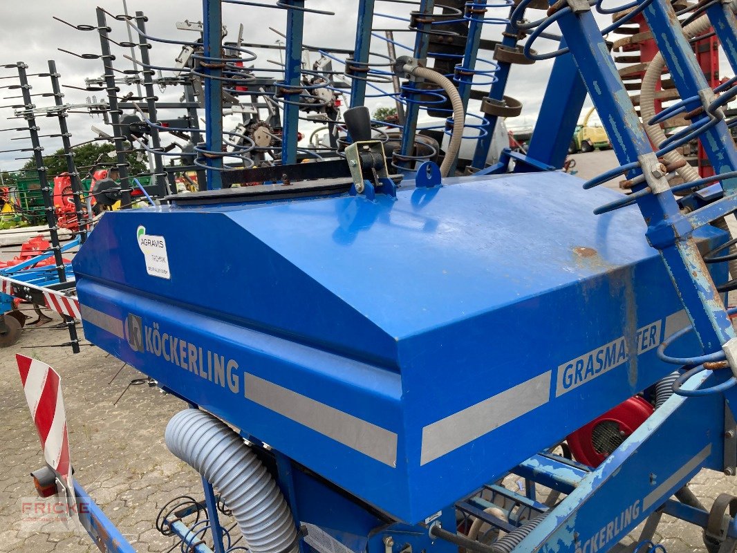 Striegel mit Nachsaateinrichtung Türe ait Köckerling GrasMaster 600, Gebrauchtmaschine içinde Bockel - Gyhum (resim 12)