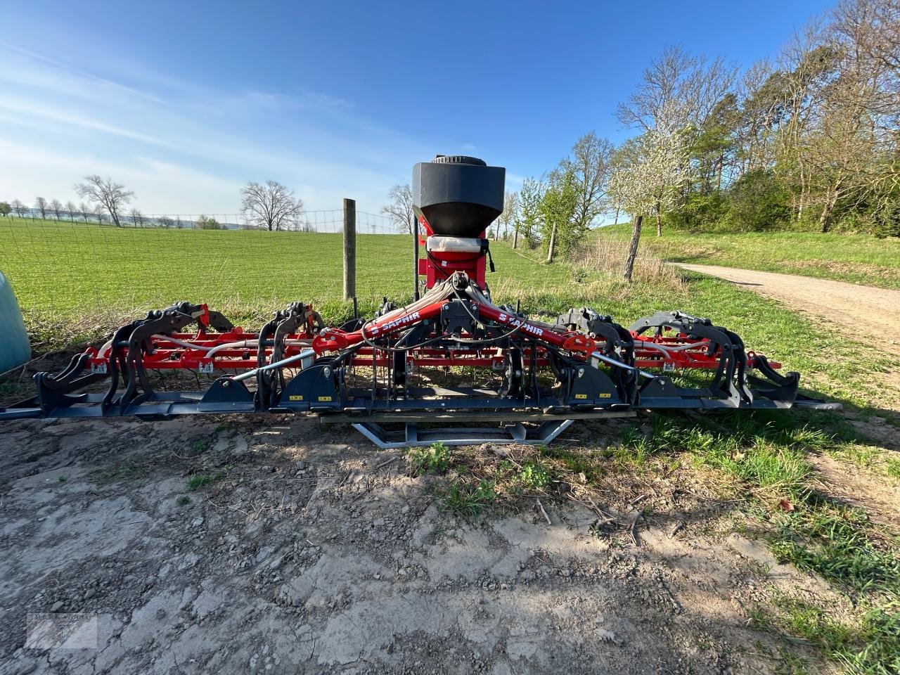 Striegel mit Nachsaateinrichtung Türe ait Saphir GS 603-3 mit APV PS 200 M 1, Gebrauchtmaschine içinde Pragsdorf (resim 3)