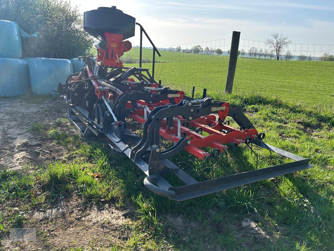 Striegel mit Nachsaateinrichtung Türe ait Saphir GS 603-3 mit APV PS 200 M 1, Gebrauchtmaschine içinde Pragsdorf (resim 13)