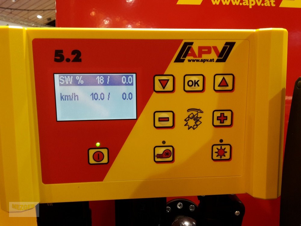 Striegel mit Nachsaateinrichtung tip SMS Teran N300 mit Striegel, APV MDP 100 und Zahnwalze, Neumaschine in Ditzingen (Poză 9)