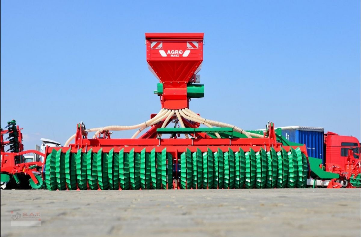 Striegel mit Nachsaateinrichtung des Typs Sonstige Agro Masz Grass 300-Nachsaatmaschine-NEU, Neumaschine in Eberschwang (Bild 5)