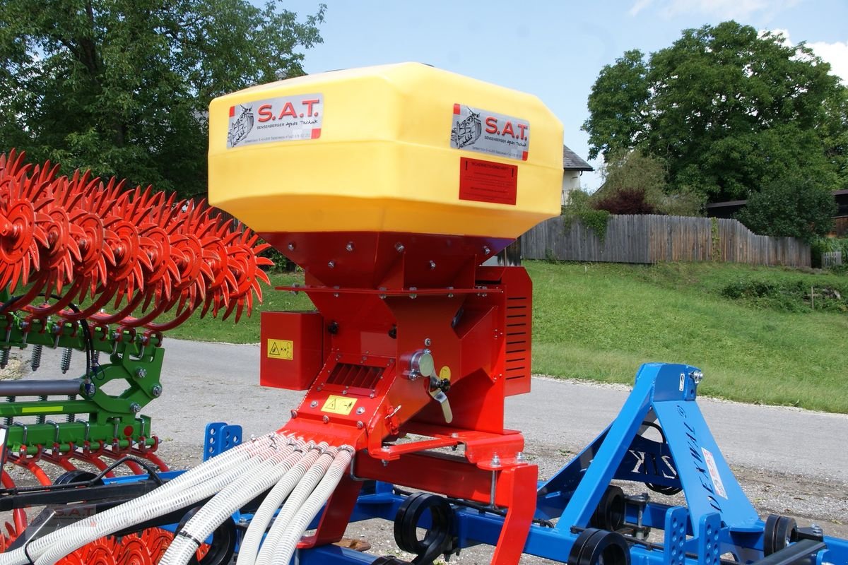 Striegel mit Nachsaateinrichtung Türe ait Sonstige Europart TP Turbo-Jet Super 8, Neumaschine içinde Eberschwang (resim 12)