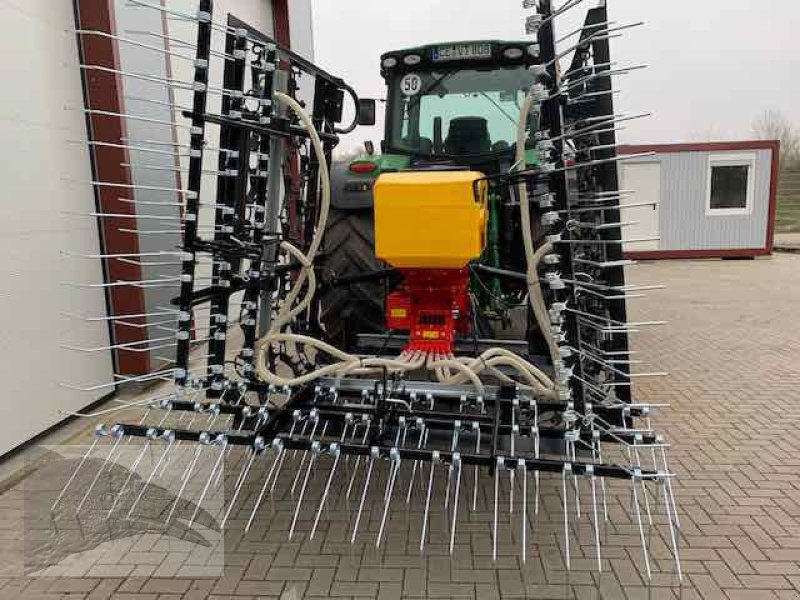 Striegel mit Nachsaateinrichtung des Typs Sonstige Wiesenegge 6m mit Striegel und Nachsaateinrichtung, Neumaschine in Südheide (Bild 10)