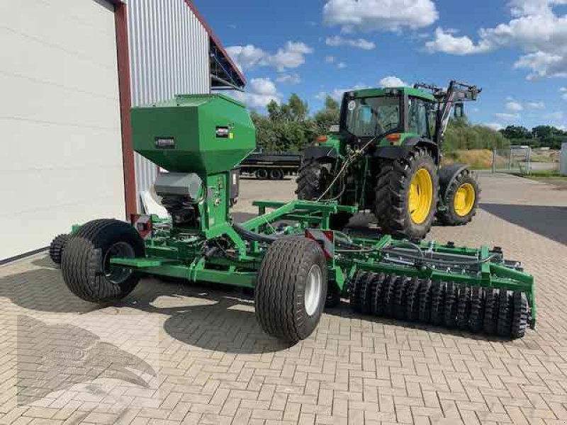 Striegel mit Nachsaateinrichtung des Typs VORATECK 6m mit Crossboard und Walze, Neumaschine in Südheide (Bild 4)