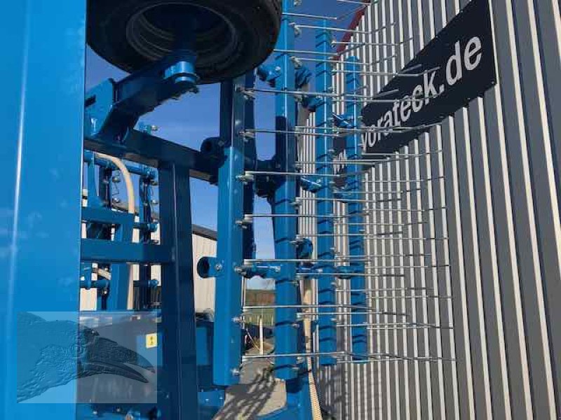 Striegel mit Nachsaateinrichtung des Typs VORATECK 6m Wiesenstriegel mit Crossboard, Neumaschine in Südheide (Bild 10)