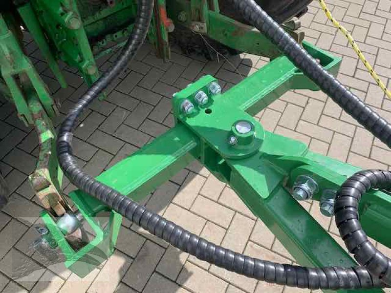 Striegel mit Nachsaateinrichtung des Typs Voratek Grünlandstriegel 6m mit Walze und GPS Nachsaatgerät, Neumaschine in Südheide (Bild 10)