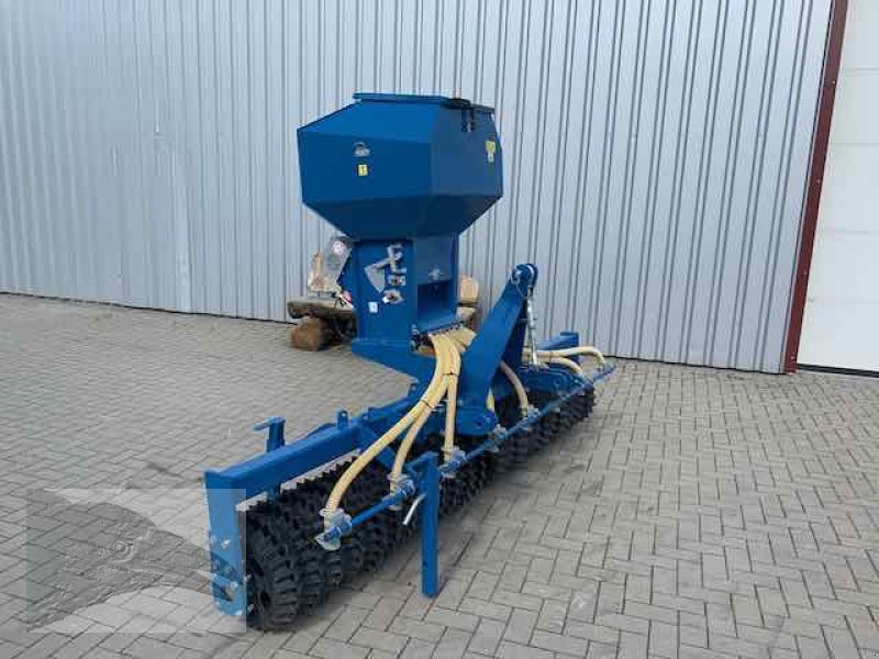 Striegel mit Nachsaateinrichtung del tipo Voratek Wiesenstriegel mit Walze Alpine Edition, Neumaschine en Südheide (Imagen 3)