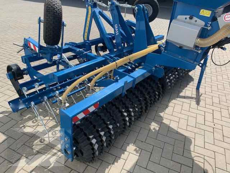 Striegel mit Nachsaateinrichtung del tipo Voratek Wiesenstriegel mit Walze Alpine Edition, Neumaschine en Südheide (Imagen 9)