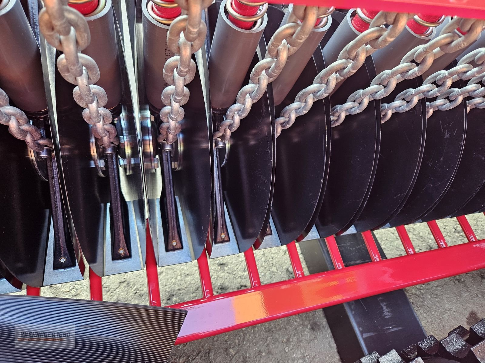 Striegel mit Nachsaateinrichtung tip Vredo Nachsaatgerät, Neumaschine in Altenfelden (Poză 3)