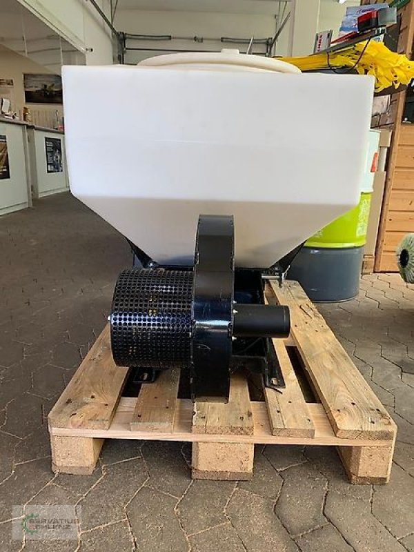 Striegel mit Nachsaateinrichtung Türe ait Zocon Z 300 pneumatischer Streuer mit 300L, Gebrauchtmaschine içinde Heusweiler/Eiweiler (resim 1)