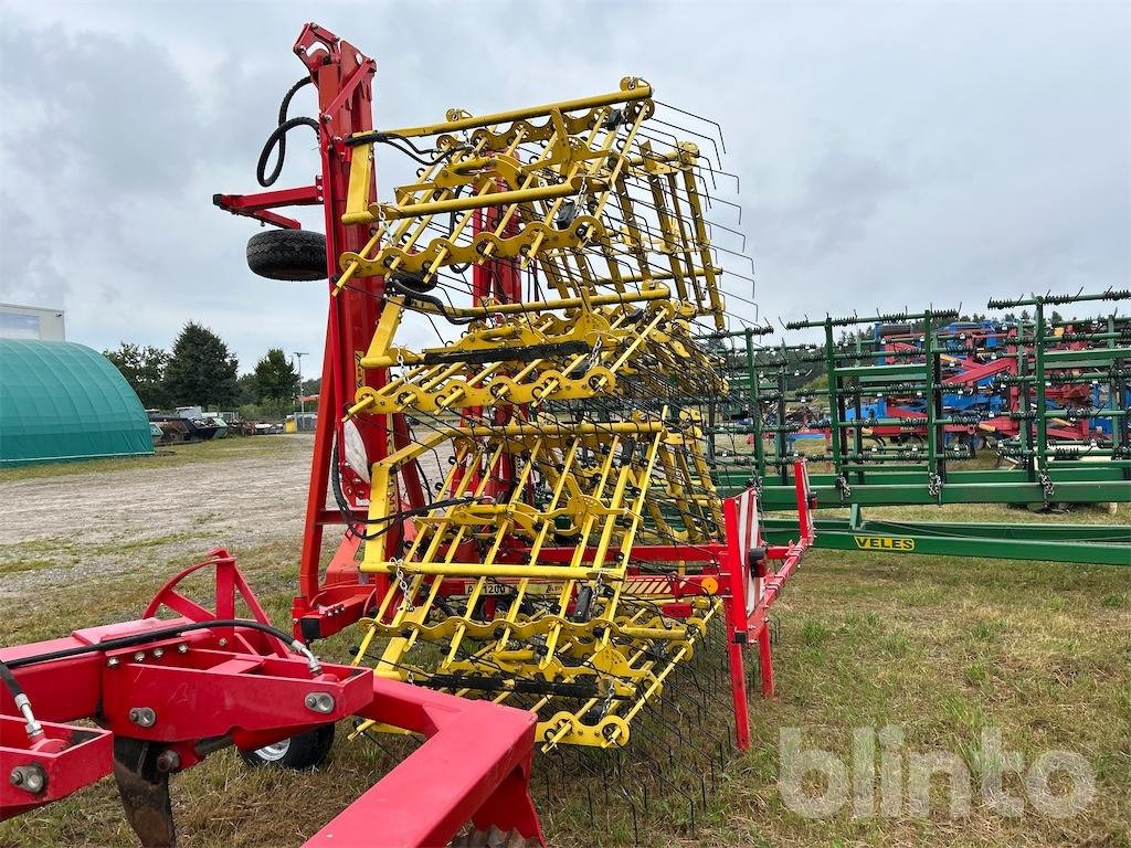 Striegel des Typs APV AS1200MV, Gebrauchtmaschine in Düsseldorf (Bild 1)
