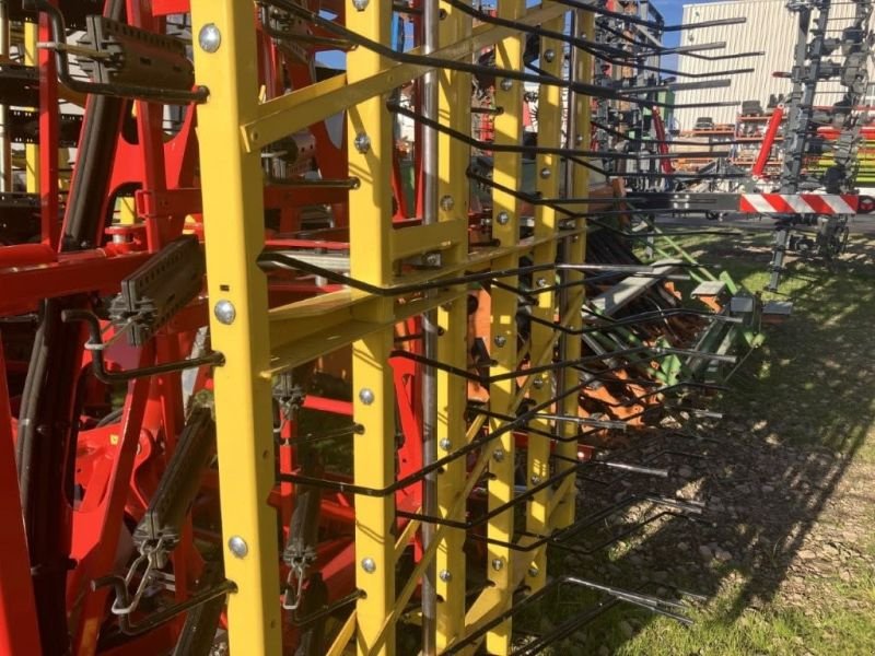 Striegel des Typs APV STRIEGEL APV VS 1200, Gebrauchtmaschine in Grimma (Bild 6)