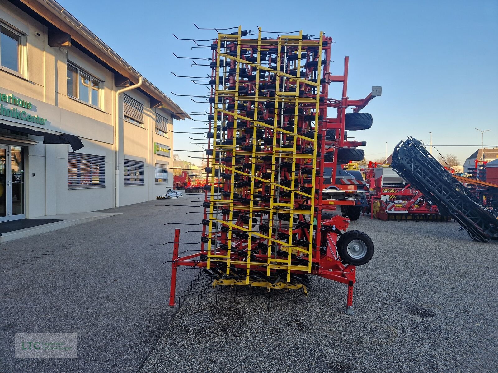 Striegel του τύπου APV VS 1200 M1, Neumaschine σε Korneuburg (Φωτογραφία 7)