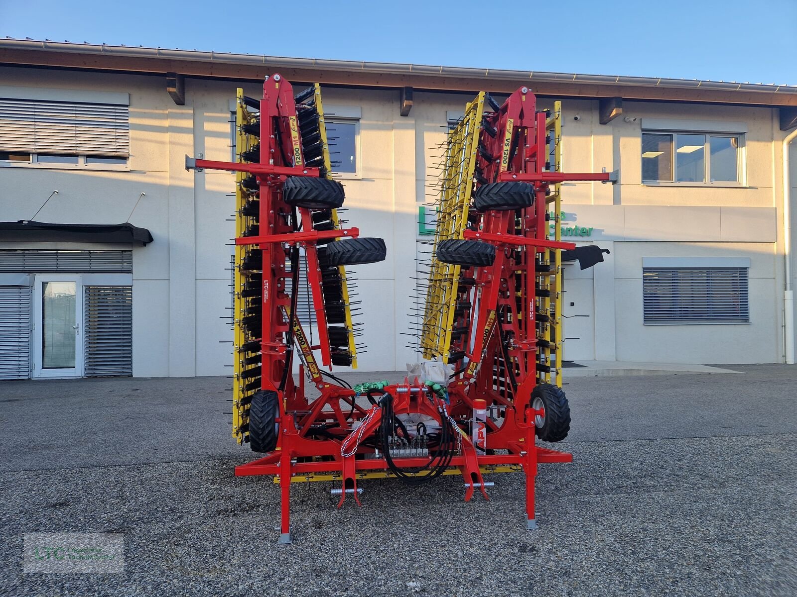 Striegel του τύπου APV VS 1200 M1, Neumaschine σε Korneuburg (Φωτογραφία 5)