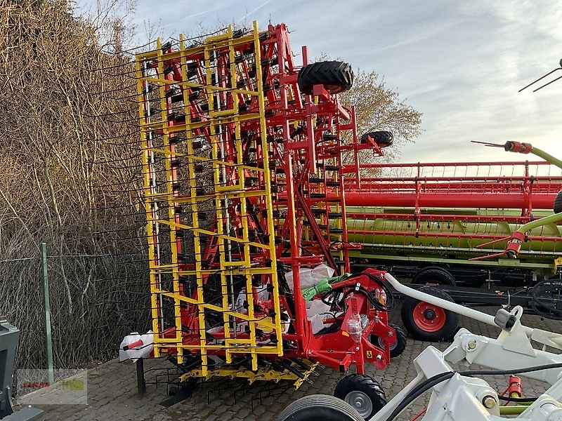 Striegel des Typs APV VS 900, Neumaschine in Bennigsen (Bild 2)