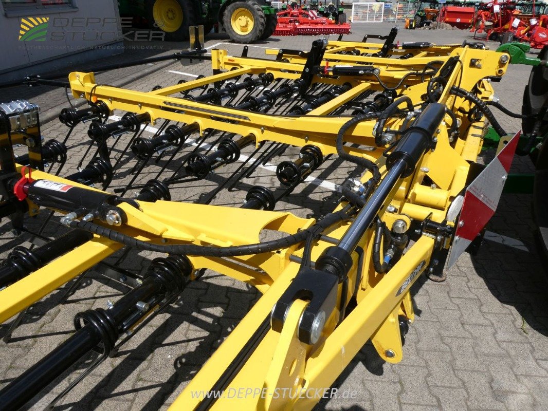 Striegel des Typs Bednar Pro PN 9000, Neumaschine in Wettin-Löbejun (Bild 20)