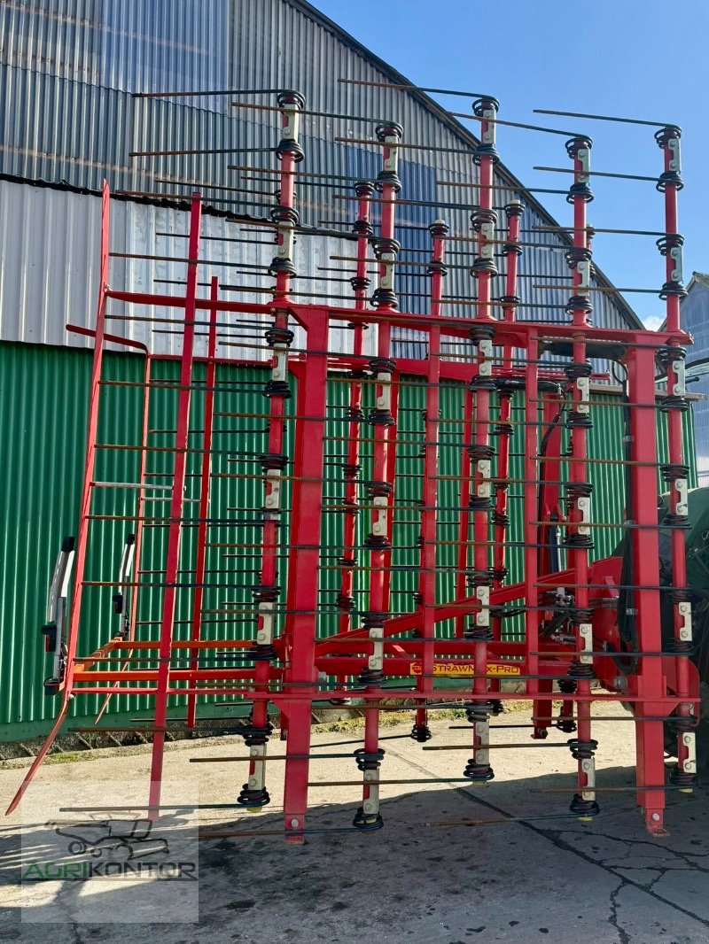 Striegel a típus Brix Strawmax Pro 720, Gebrauchtmaschine ekkor: Liebenwalde (Kép 1)
