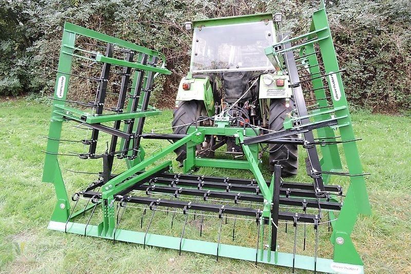 Striegel des Typs Düvelsdorf GreenRake 6m Gruenlandstriegel, Gebrauchtmaschine in Colmar-Berg (Bild 1)