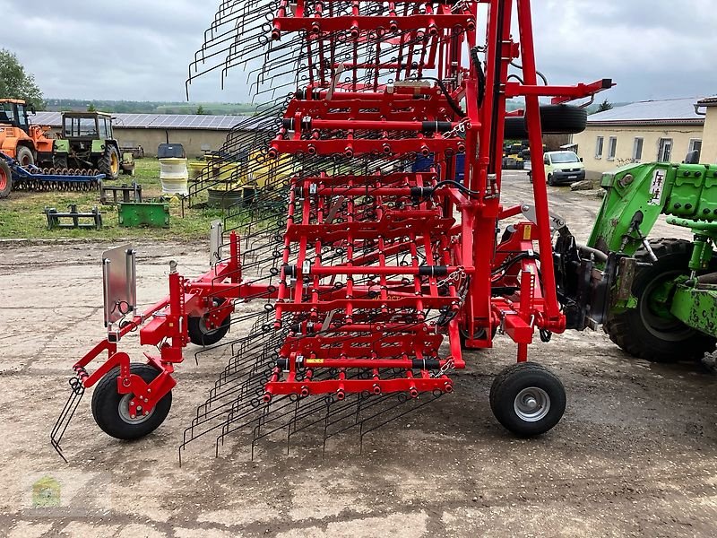 Striegel Türe ait Einböck Aerostar Exact 1200, Vorführmaschine içinde Salsitz (resim 3)