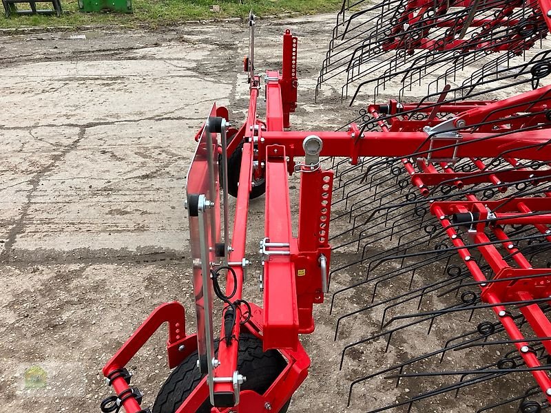 Striegel Türe ait Einböck Aerostar Exact 1200, Vorführmaschine içinde Salsitz (resim 31)