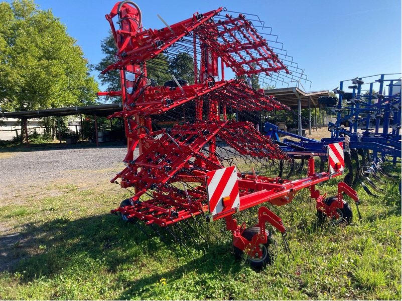 Striegel des Typs Einböck AEROSTAR-EXACT 1200, Neumaschine in Gadenstedt (Bild 1)