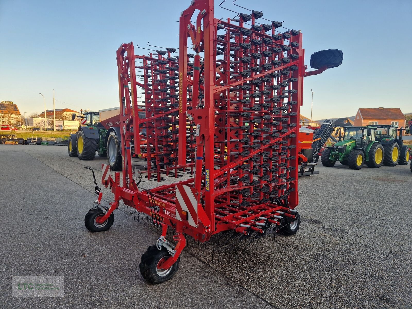 Striegel of the type Einböck Aerostar Fusion 1200, Vorführmaschine in Korneuburg (Picture 3)