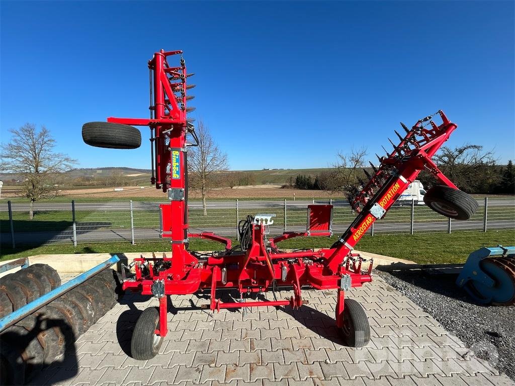 Striegel des Typs Einböck Aerostar-Rotation, Gebrauchtmaschine in Düsseldorf (Bild 3)