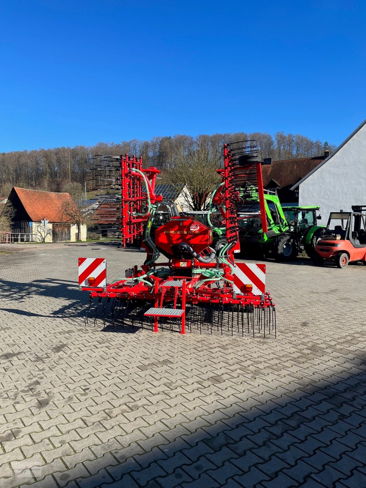 Striegel des Typs Einböck Pneumaticstar Pro 600, Neumaschine in Treuchtlingen (Bild 4)