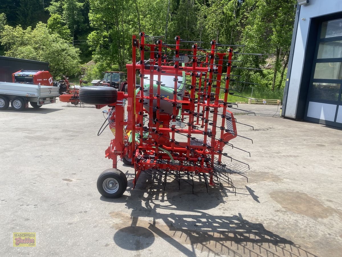 Striegel des Typs Einböck PNEUMATICSTAR-STI 450 - Arbeitsbreite 4,5m, Neumaschine in Kötschach (Bild 28)