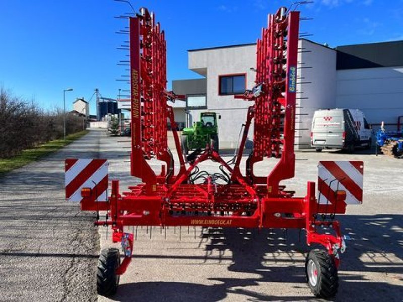 Striegel del tipo Einböck Striegel Aerostar Fusion 600, Neumaschine en Starrein (Imagen 2)