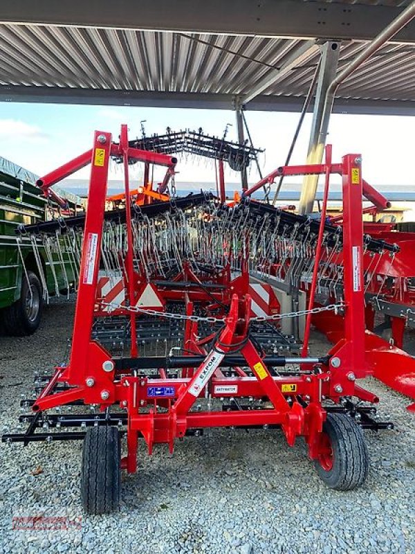 Striegel of the type Expom Fox L Hackstriegel 9 m, Neumaschine in Ostheim/Rhön (Picture 8)