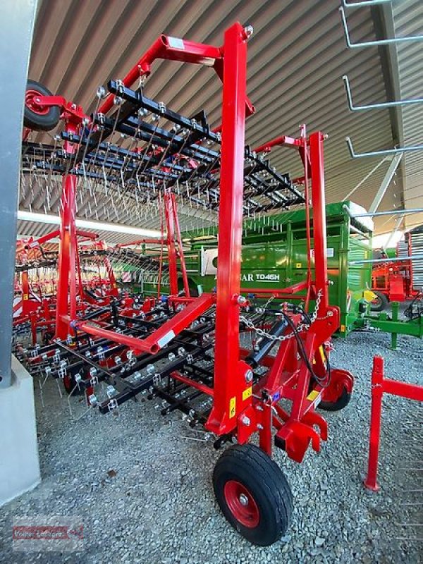 Striegel of the type Expom Fox L Hackstriegel 9 m, Neumaschine in Ostheim/Rhön (Picture 7)