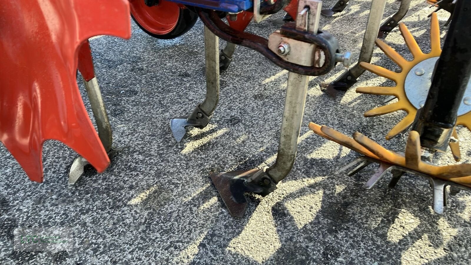 Striegel of the type Hatzenbichler Frontrübenhackgerät, Gebrauchtmaschine in Eggendorf (Picture 17)