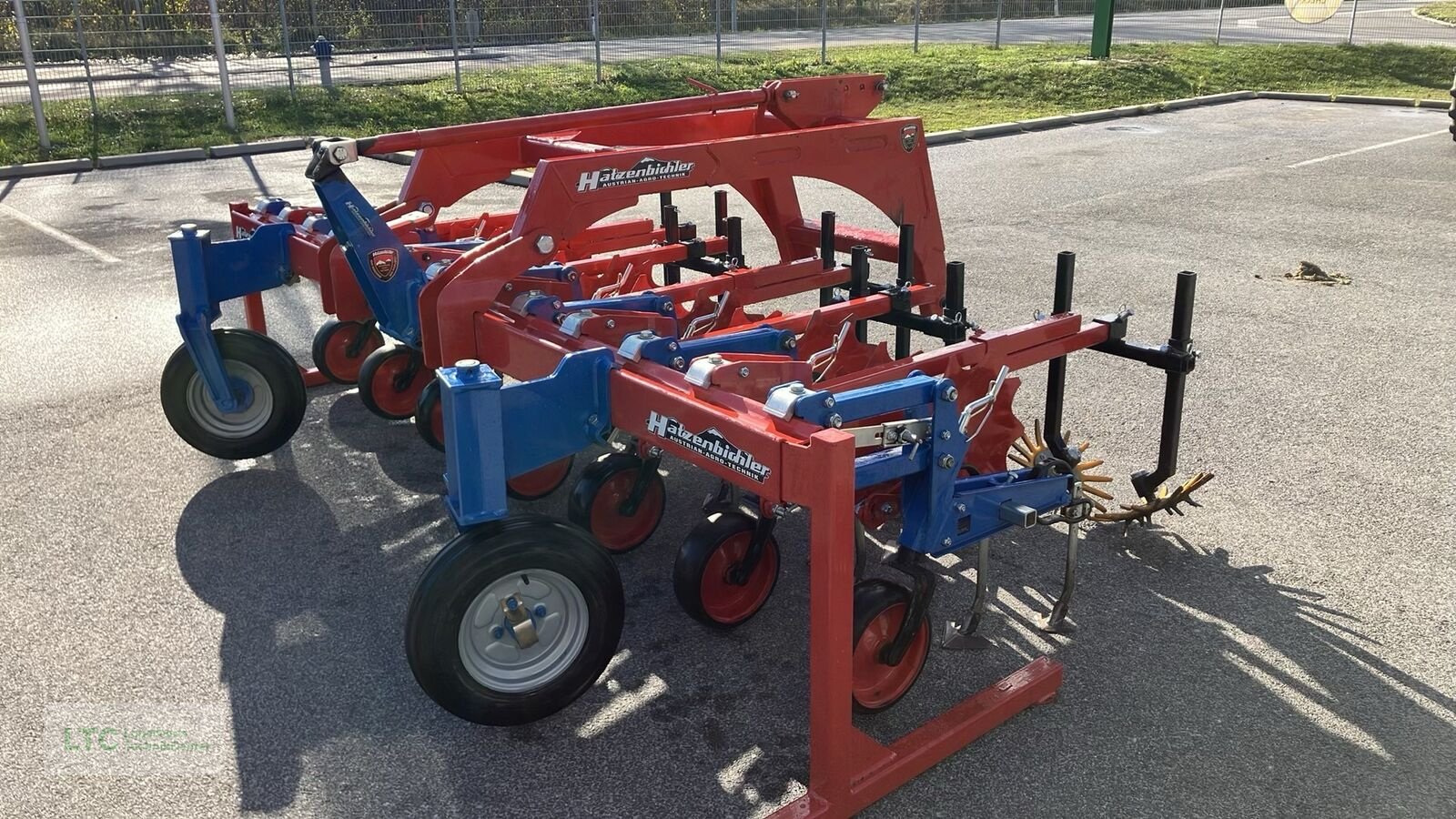 Striegel of the type Hatzenbichler Frontrübenhackgerät, Gebrauchtmaschine in Eggendorf (Picture 7)