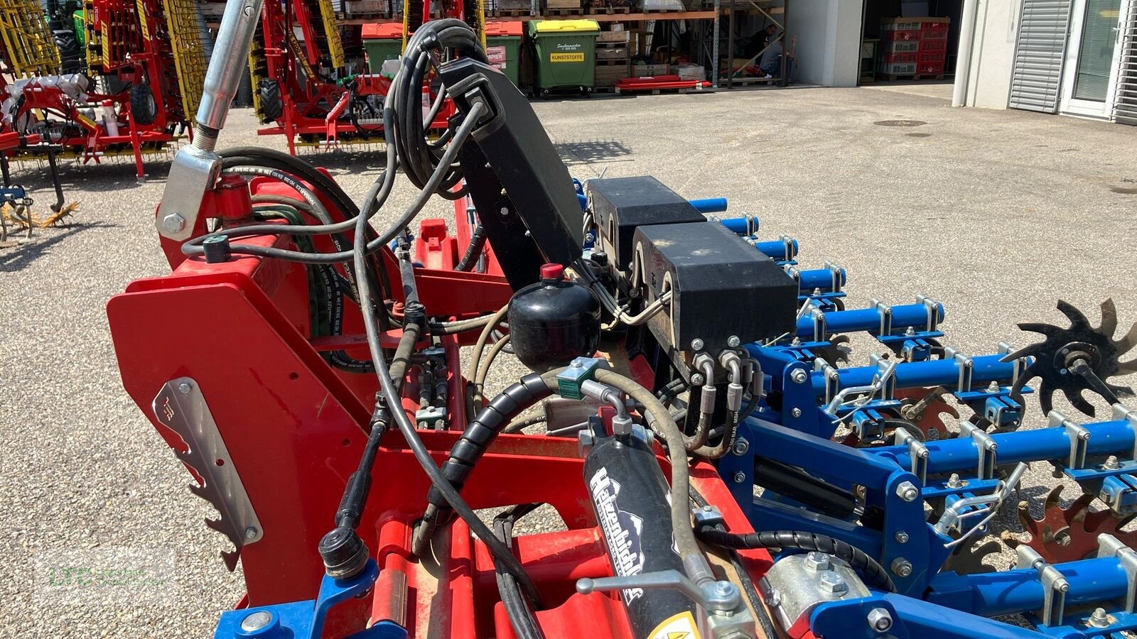 Striegel типа Hatzenbichler Rollsternhacke 12x50, Gebrauchtmaschine в Korneuburg (Фотография 7)