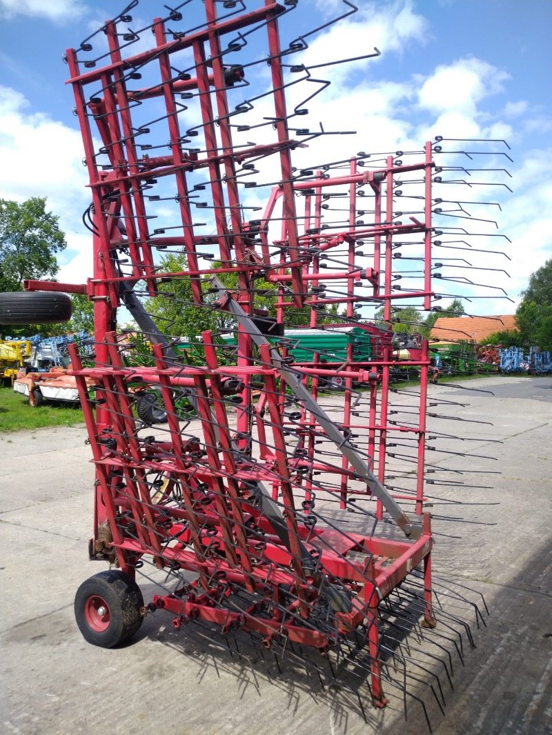 Striegel Türe ait HE-VA Weeder HD 750, Gebrauchtmaschine içinde Liebenwalde (resim 7)