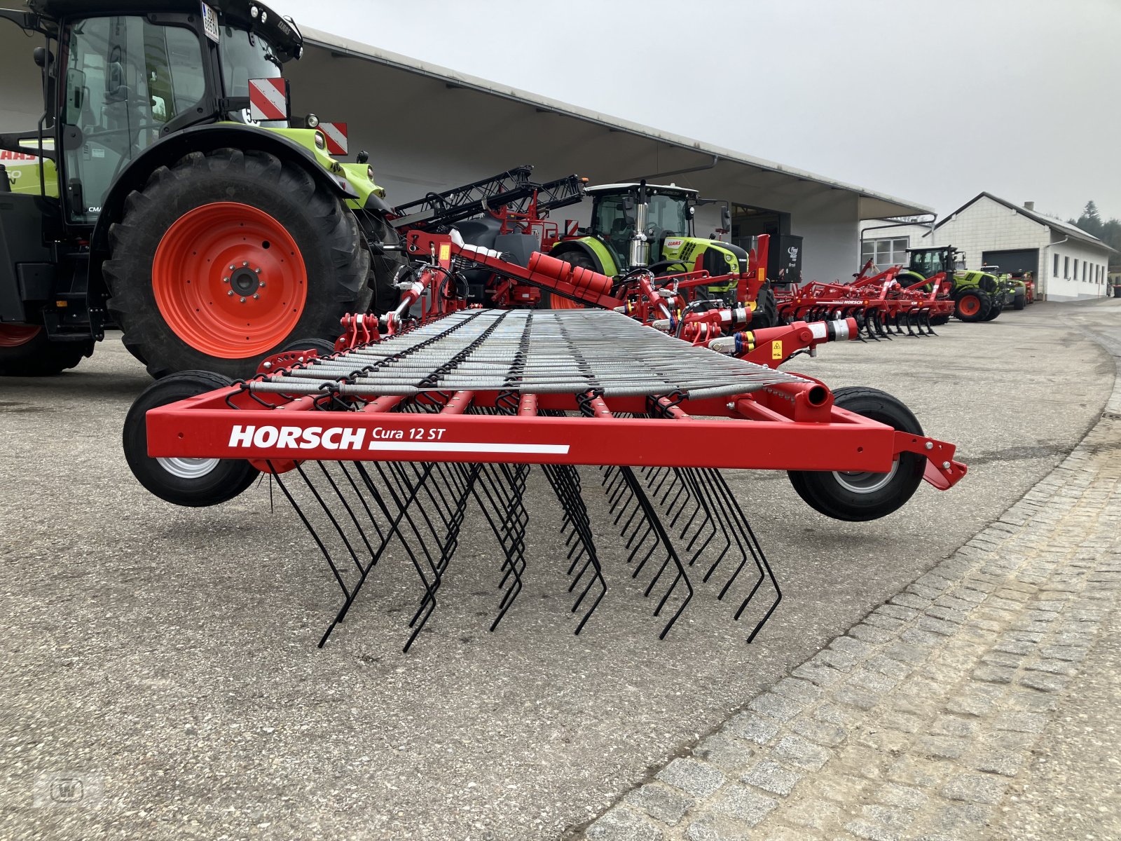 Striegel des Typs Horsch Cura 12 ST, Neumaschine in Zell an der Pram (Bild 4)